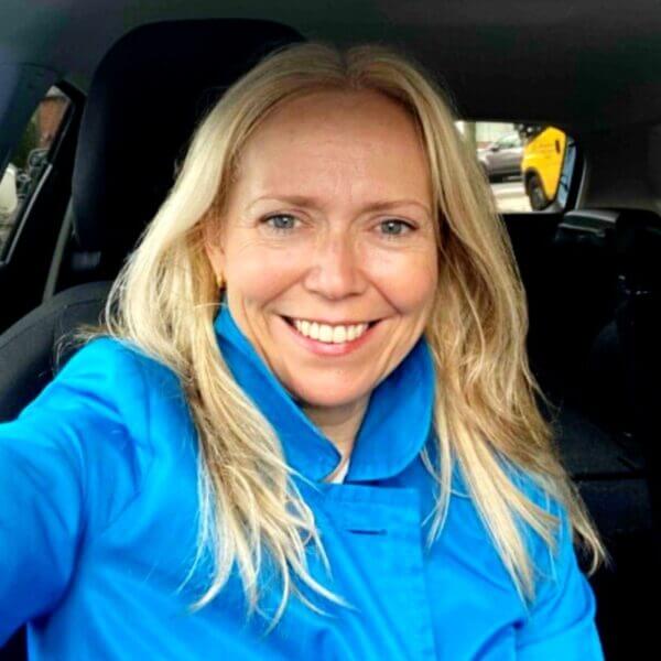 Holly Whelan - Linkedin photo